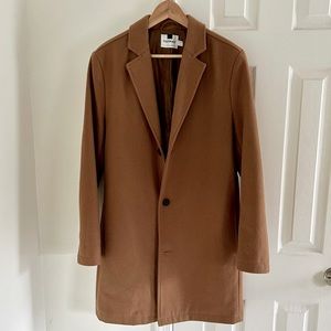 Camel Topman Men’s Overcoat. Medium. Slim fit.